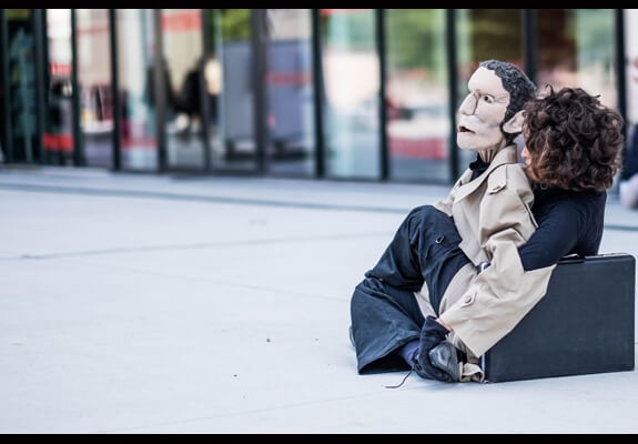 visuels-site-slideshow-laplacedeletranger-soi201804